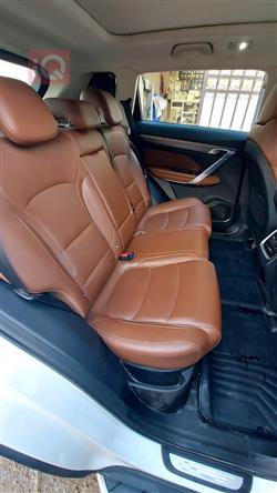 جيلي أزكارا